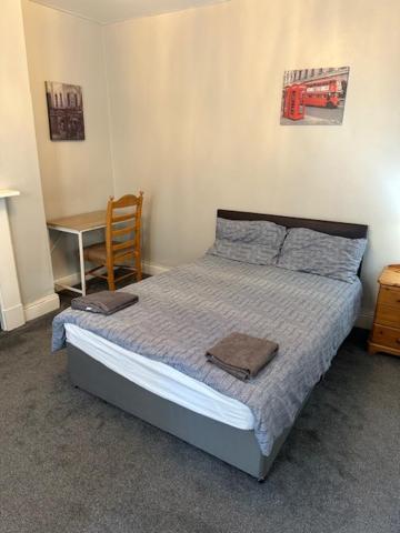 Luton Town House Near Airport Διαμέρισμα Εξωτερικό φωτογραφία