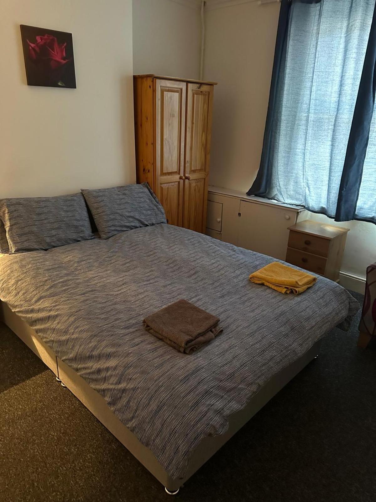 Luton Town House Near Airport Διαμέρισμα Εξωτερικό φωτογραφία
