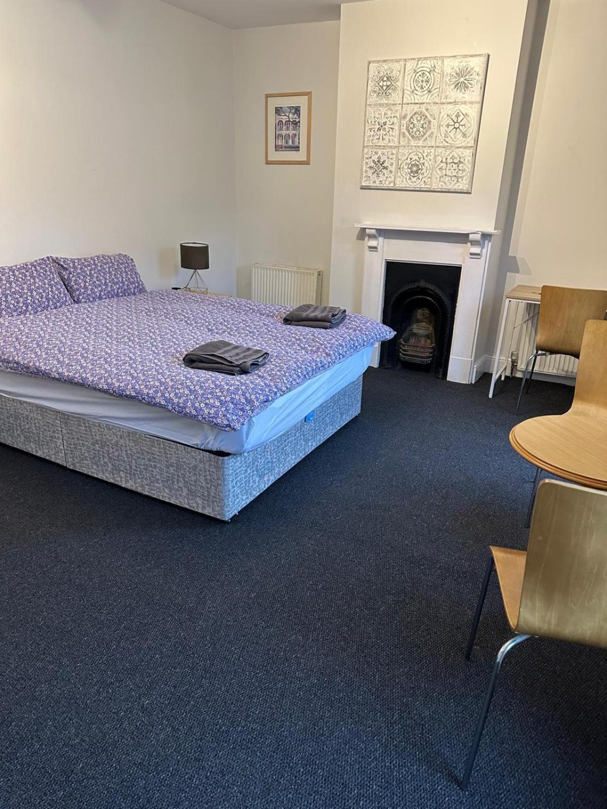 Luton Town House Near Airport Διαμέρισμα Εξωτερικό φωτογραφία
